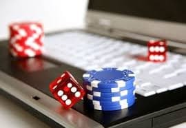 Live casino profesional seperti baccarat, roulette dan blackjack